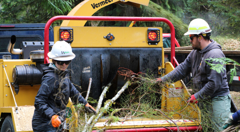 Washington State Agency and Conservation Districts Battle Wildfires